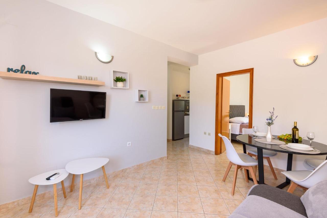 קלק Apartments Bjelis מראה חיצוני תמונה
