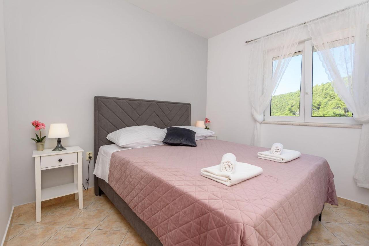 קלק Apartments Bjelis מראה חיצוני תמונה