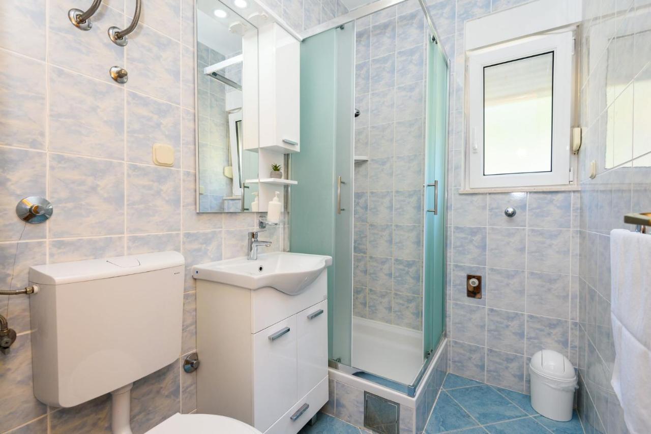 קלק Apartments Bjelis מראה חיצוני תמונה