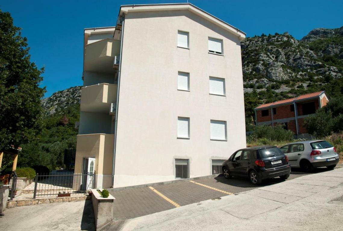 קלק Apartments Bjelis מראה חיצוני תמונה